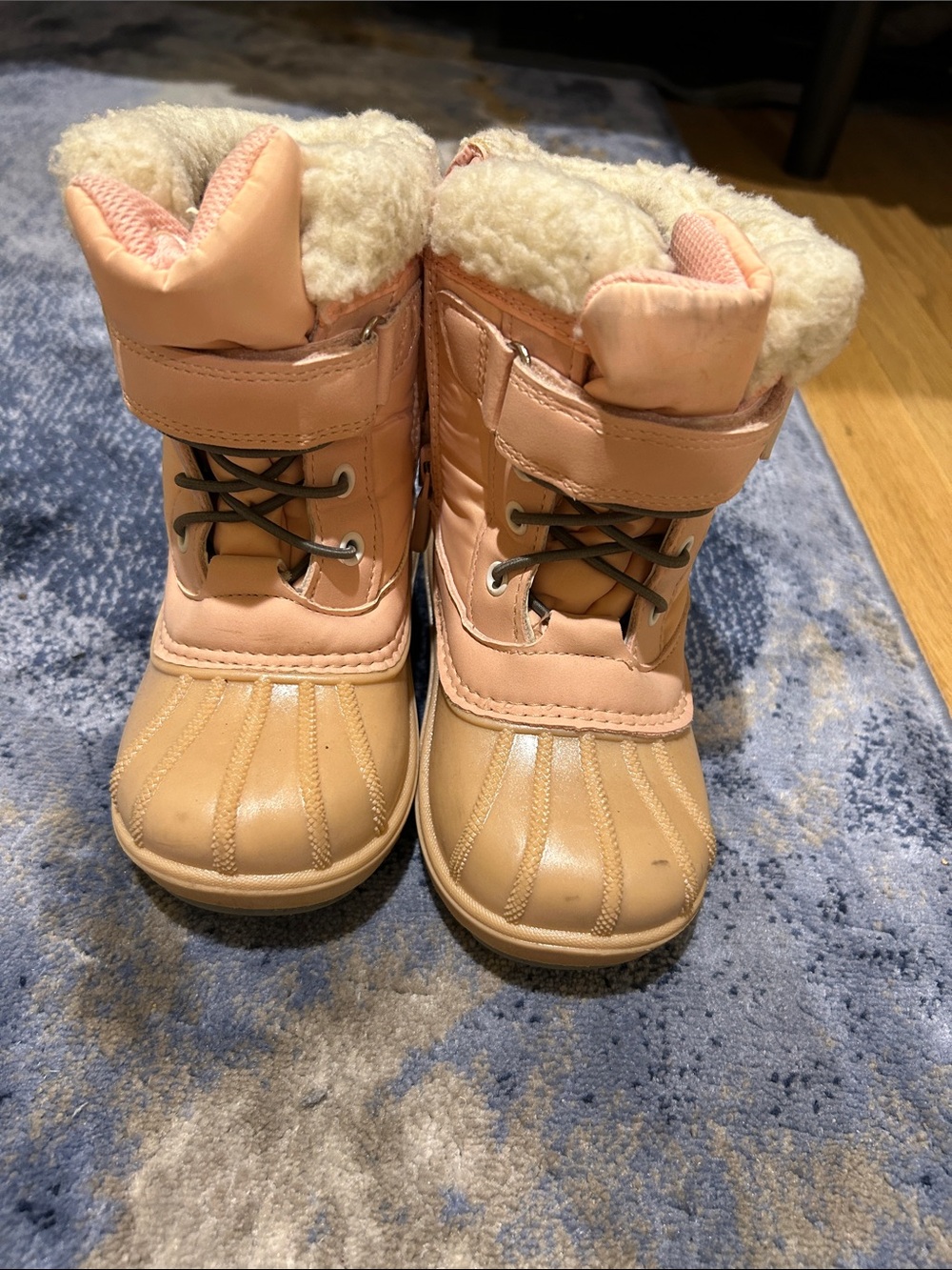 Cat & Jack size 8 Kids Winter Snow Boots - Pink Faux-Fur Lined